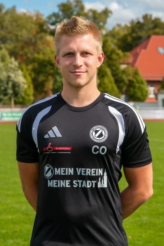 1.Mannschaft: Athletik-Trainer Justin Harnisch