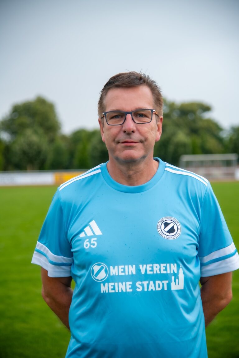 Person: Michael Brzezek